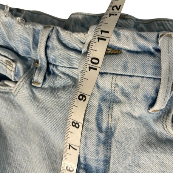 Good American Distressed Bootcut Split Hem Jeans Sz 2/26 - Picture 13 of 16